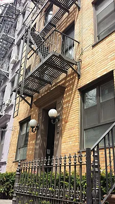 Rented by Corcoran | media 12