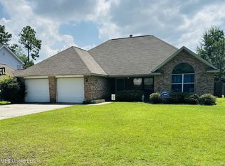 3424 N 9th St, Ocean Springs, MS 39564