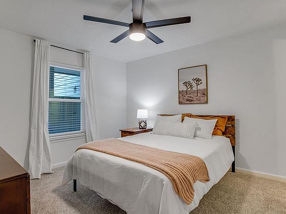 4th image of 3204 Menchaca Rd #103