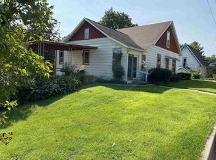 118 Clowney St, Mineral Point, WI 53565