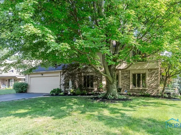 7042 Shooters Hill Rd, Toledo, OH 43617