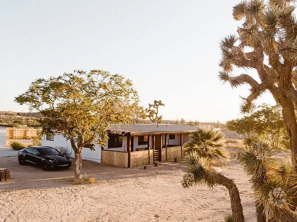 57330 Old Haggard Trl, Yucca Valley, CA 92284