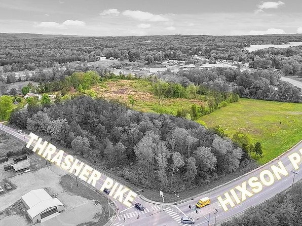 1963 Thrasher Pike, Hixson, TN 37343