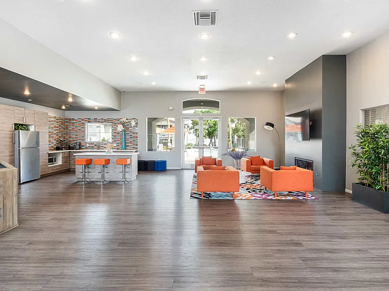 Ventana Canyon Apartments — Photo 31