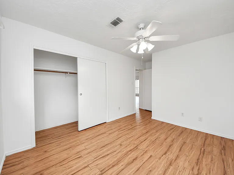 17003 Amidon Dr — Photo 28