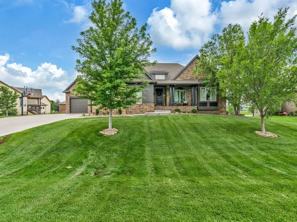 2120 N Clearstone St, Goddard, KS 67052