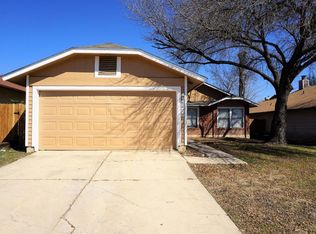 8470 Cascade Ridge Dr, San Antonio, TX 78239
