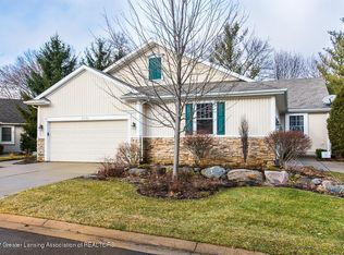 6389 Highland Ridge Dr, East Lansing, MI 48823