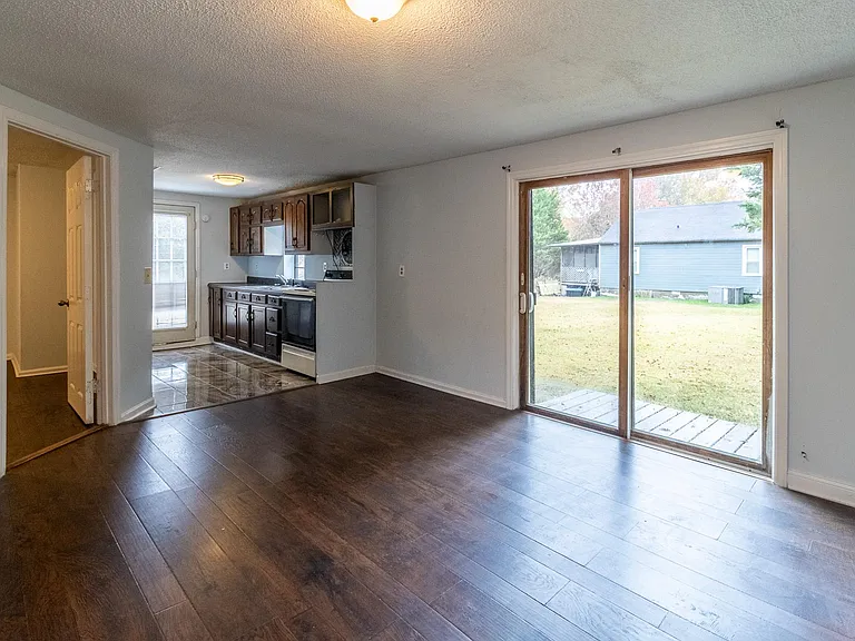 104 Wilder St — Photo 3