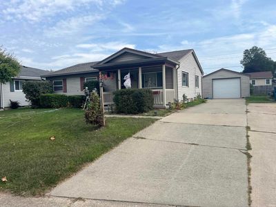 1826 Chestnut St, Mishawaka, IN, 46545