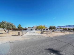 18051 Pine St, Hesperia, CA 92345