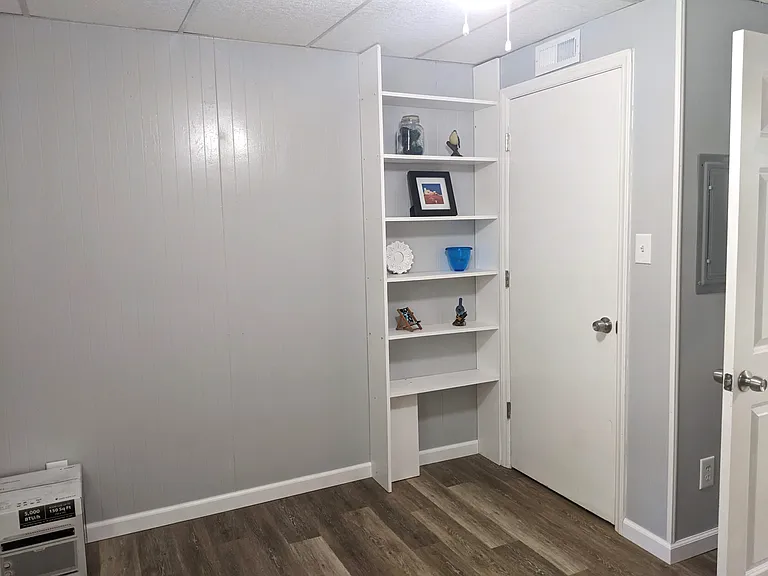 105 Linden Streetlower S — Photo 18