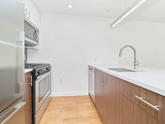 5th image of 100 Steuben St APT 3B