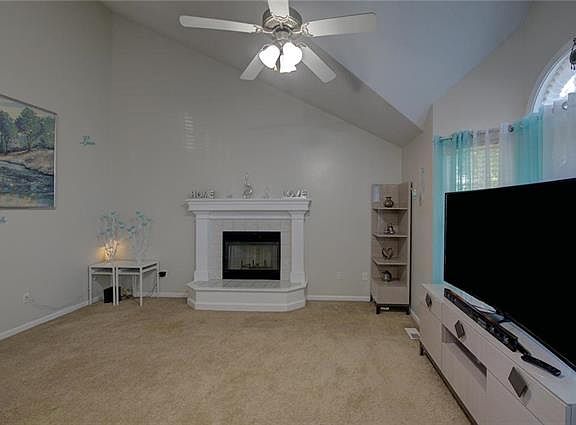 5th image of 8324 NE 109th Ln