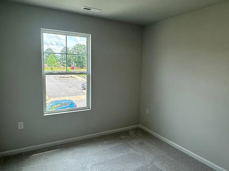 187 Peebles Dr — Photo 65