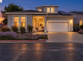 11 Fallen Leaf Ct, Rodeo, CA 94572