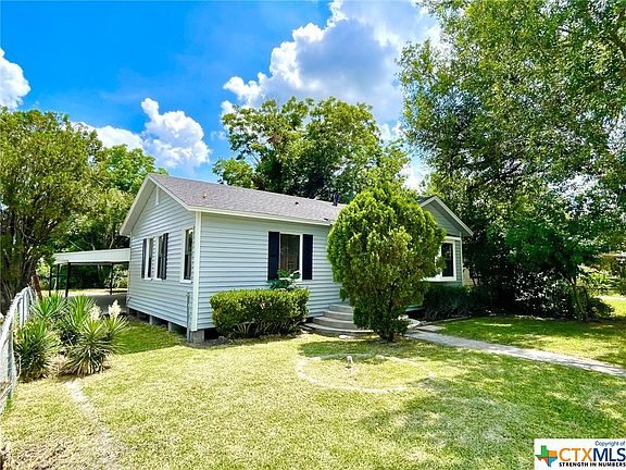 2nd image of 1411 E Crestwood Dr