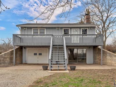 8709 Cedar Ln, Ozawkie, KS, 66070