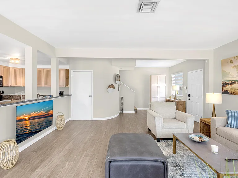 600 N Ocean Blvd #1A — Photo 16