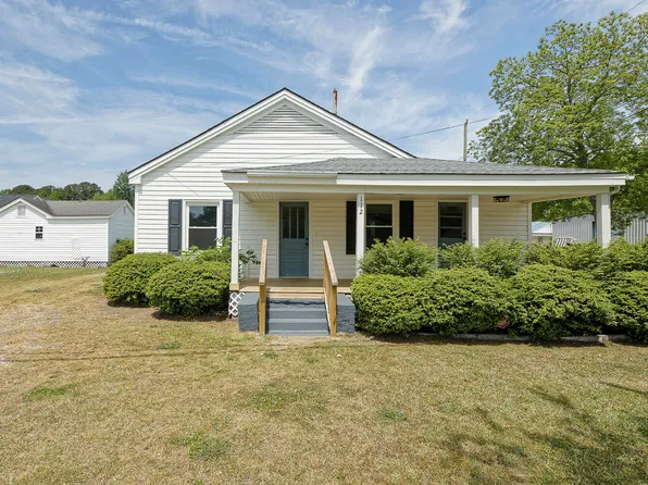112 Saint Matthews Rd, Erwin, NC 28339