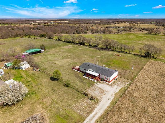 5th image of 23066 Pettijohn Springs Rd