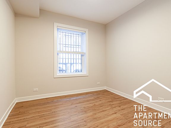5th image of 650 W Wrightwood Ave #656-104