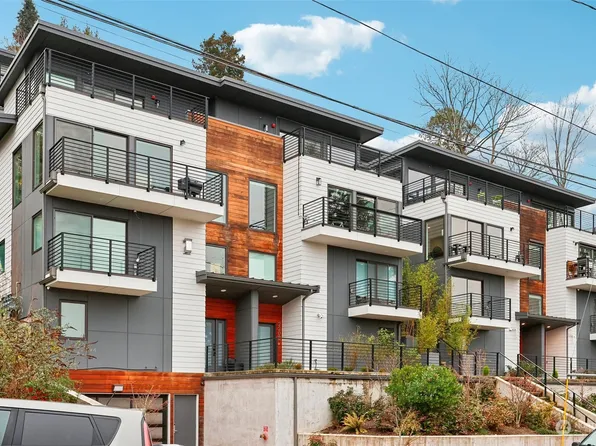 2204 12th Avenue W #B, Seattle, WA 98119