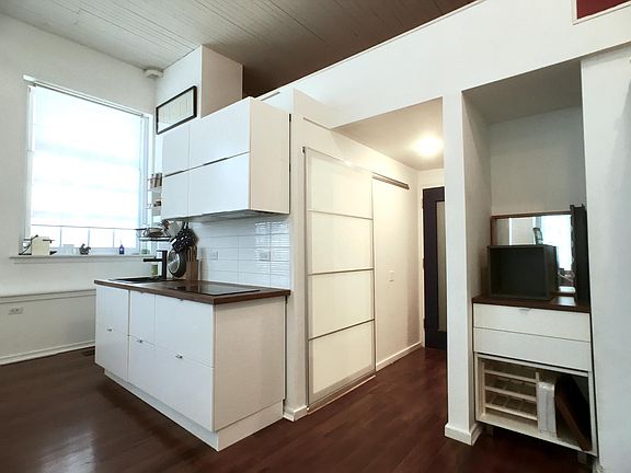Hallway / Bathroom Door