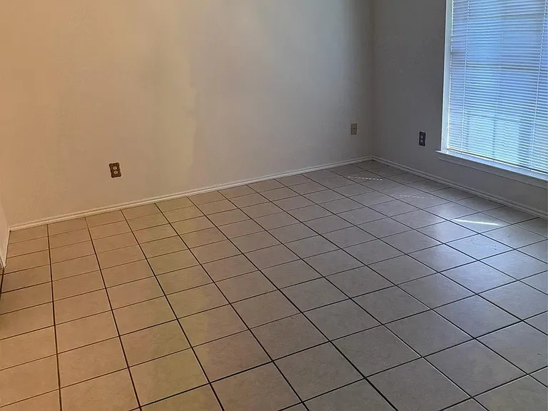18023 Garden Manor Dr — Photo 6