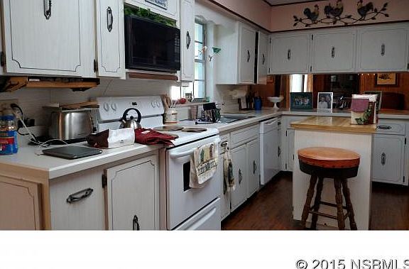 3rd image of 354 Routh Ave