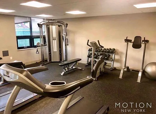 Rented by MOTION New York | media 8