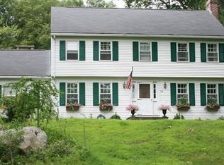 54 Meadowbrook Ln, Holliston, MA 01746