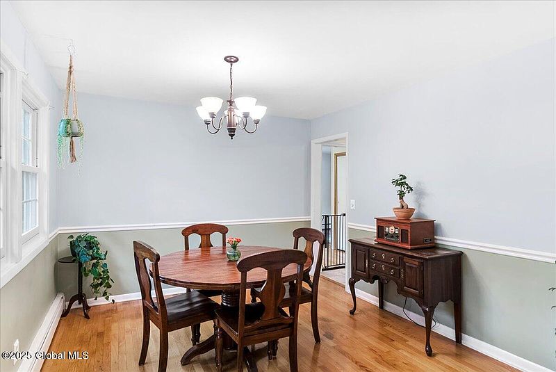 5th image of 19 Barney Road