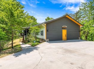 1321 New Era Rd, Sevierville, TN 37876