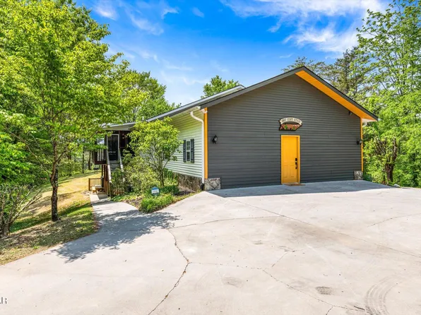 1321 New Era Rd, Sevierville, TN 37876