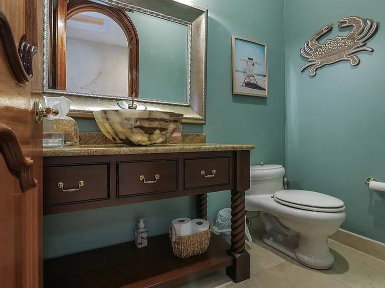 530 W Shore Dr — Photo 22