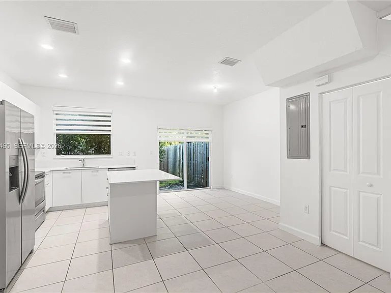 12121 NW 23rd Ct — Photo 25