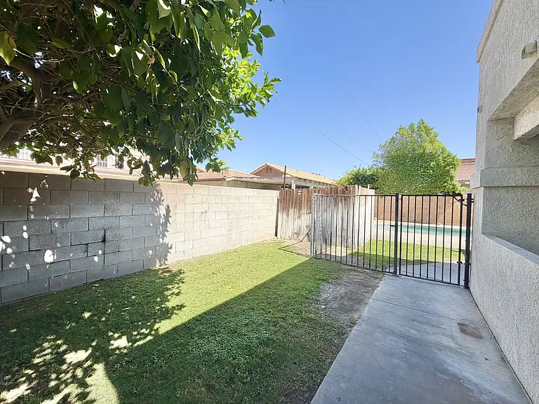 32945 Cielo Vista Rd #B — Photo 4