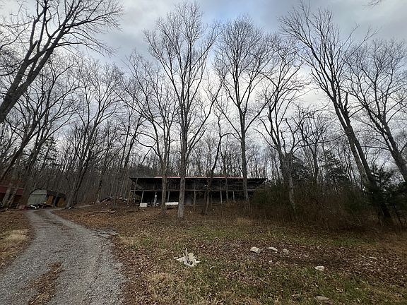 4th image of 3281 Statesville Rd