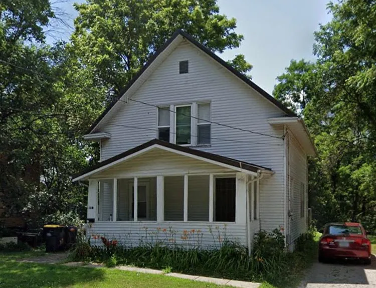 909 N Governor St — Photo 1