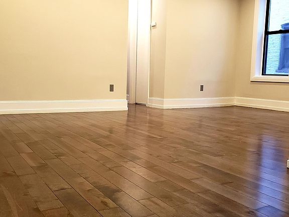 4th image of 8002 21st Ave