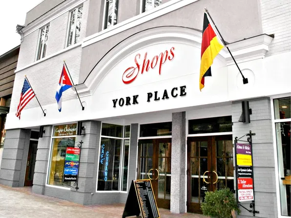 107 West Water Street, 107 W Water St APT 13, Charlottesville, VA 22902