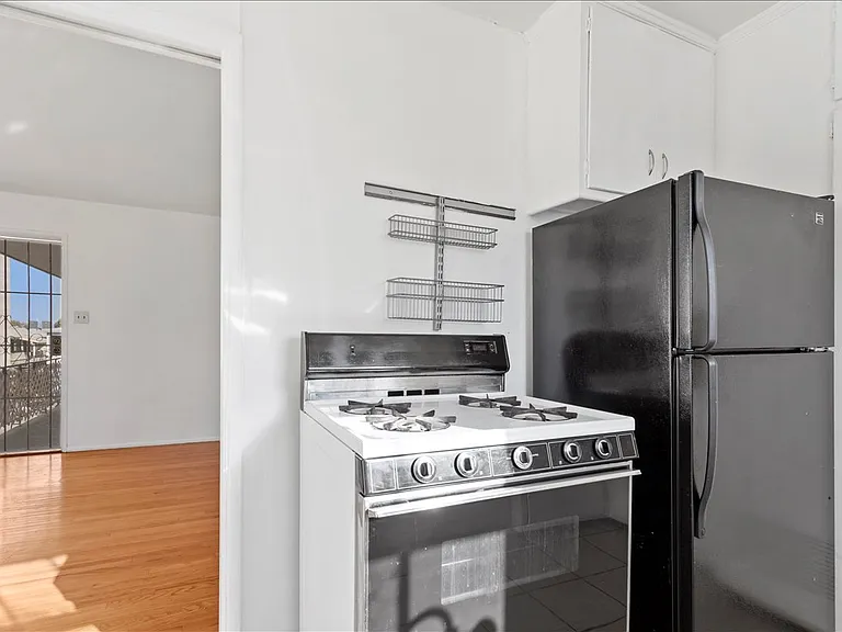 1725 S Robertson Blvd #8 — Photo 7