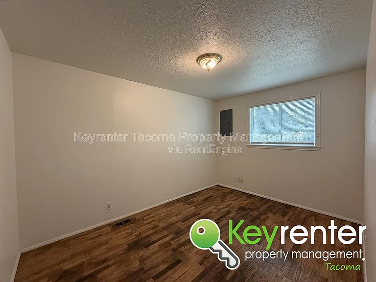 1021 S Orchard St — Photo 16