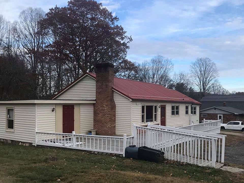 2nd image of 772 Buck Mountain Cir