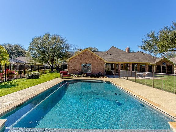 4th image of 4910 Westerdale Dr