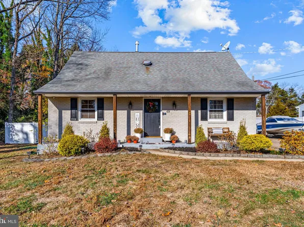 69 Plymouth Rd, Sicklerville, NJ 08081