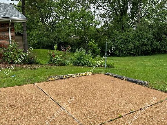 5th image of 6965 Lake Valley Dr