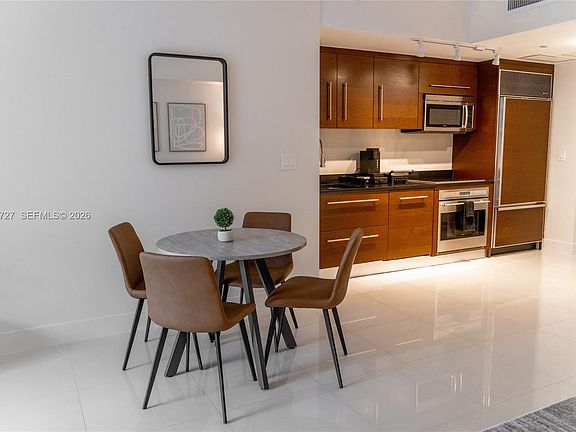 4th image of 475 Brickell Ave APT 3510