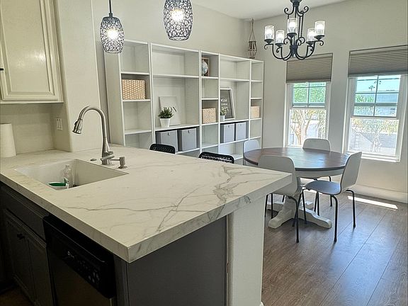 4th image of 415 Townsquare Ln APT 322